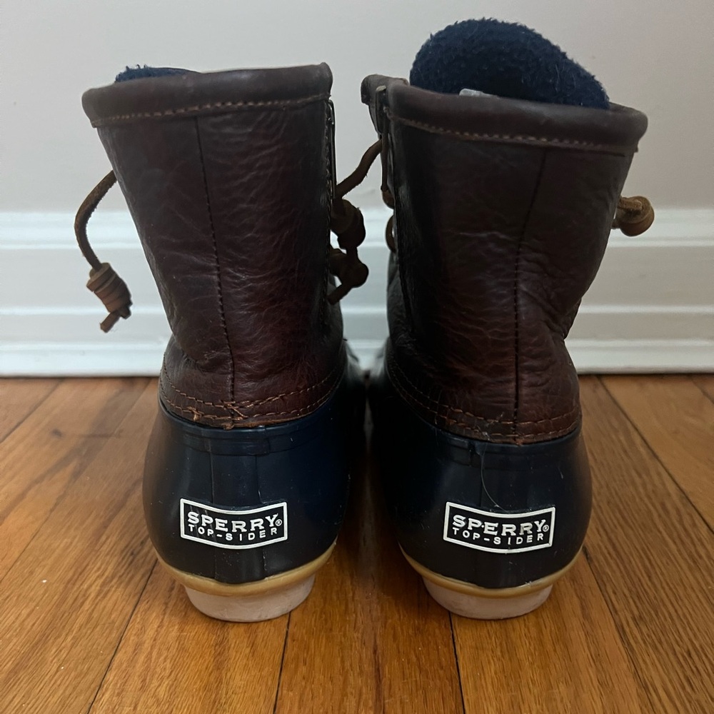 Women’s Sperry Duck Boots - Picture 3 of 3